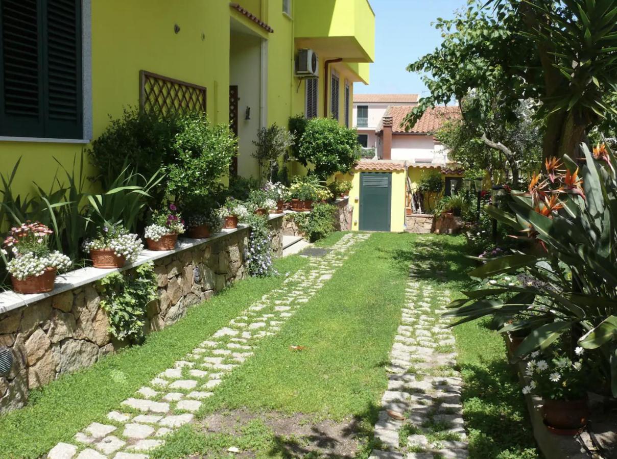 Lovely Flat In Northern Sardinia Valledoria  Exterior photo